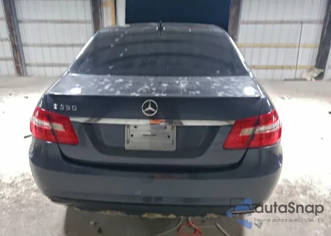 2013 Mercedes-Benz E 350 из США, поврежденный, VIN WDDHF5KB4DA747331